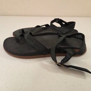 Chaco Bodhi Black Leather Toe Loop Sandals Womens 8 Minimalist Strappy Sandal